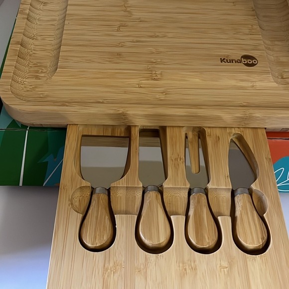 Kunaboo Natural Bamboo Cheese Board Charcuterie Platter Set Bowls & Knives - Picture 11 of 15